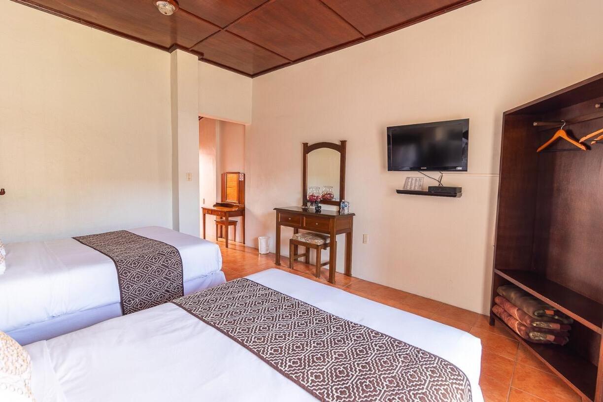 Hotel Dona Juana Tlacotalpan Eksteriør bilde