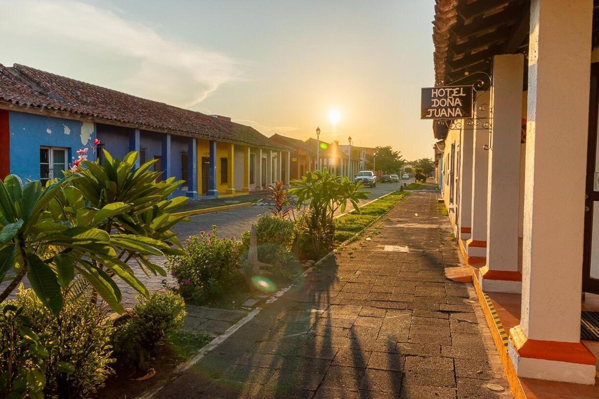 Hotel Dona Juana Tlacotalpan Eksteriør bilde